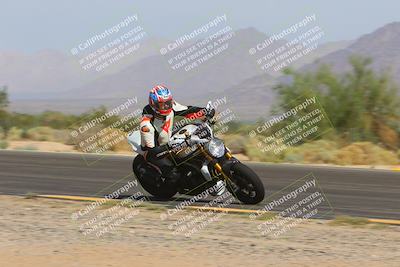 media/Sep-30-2023-SoCal Trackdays (Sat) [[636657bffb]]/Turn 3 Inside (1035am)/